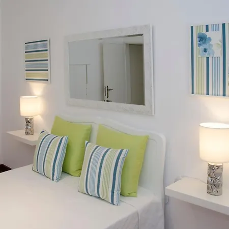 Casa Do Relogio Apartment